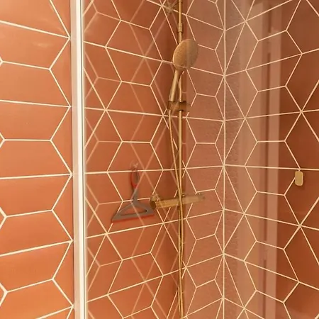 Maison Quartier Historique Avec Jardin Et Parking Prive Villa