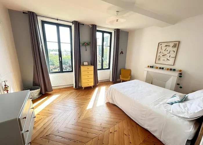 Maison Quartier Historique Avec Jardin Et Parking Prive וילה